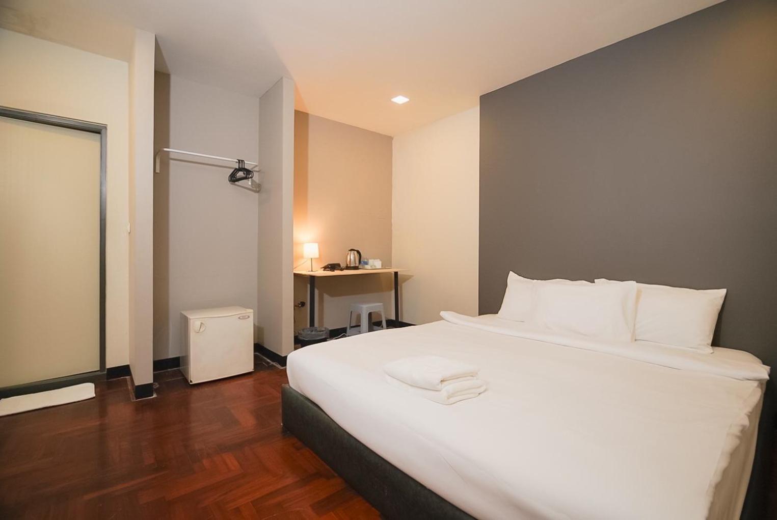 בנגקוק Go Inn Silom โกอินน์ สีลม - สถานีรถไฟฟ้าเซนต์หลุยส์ חדר תמונה
