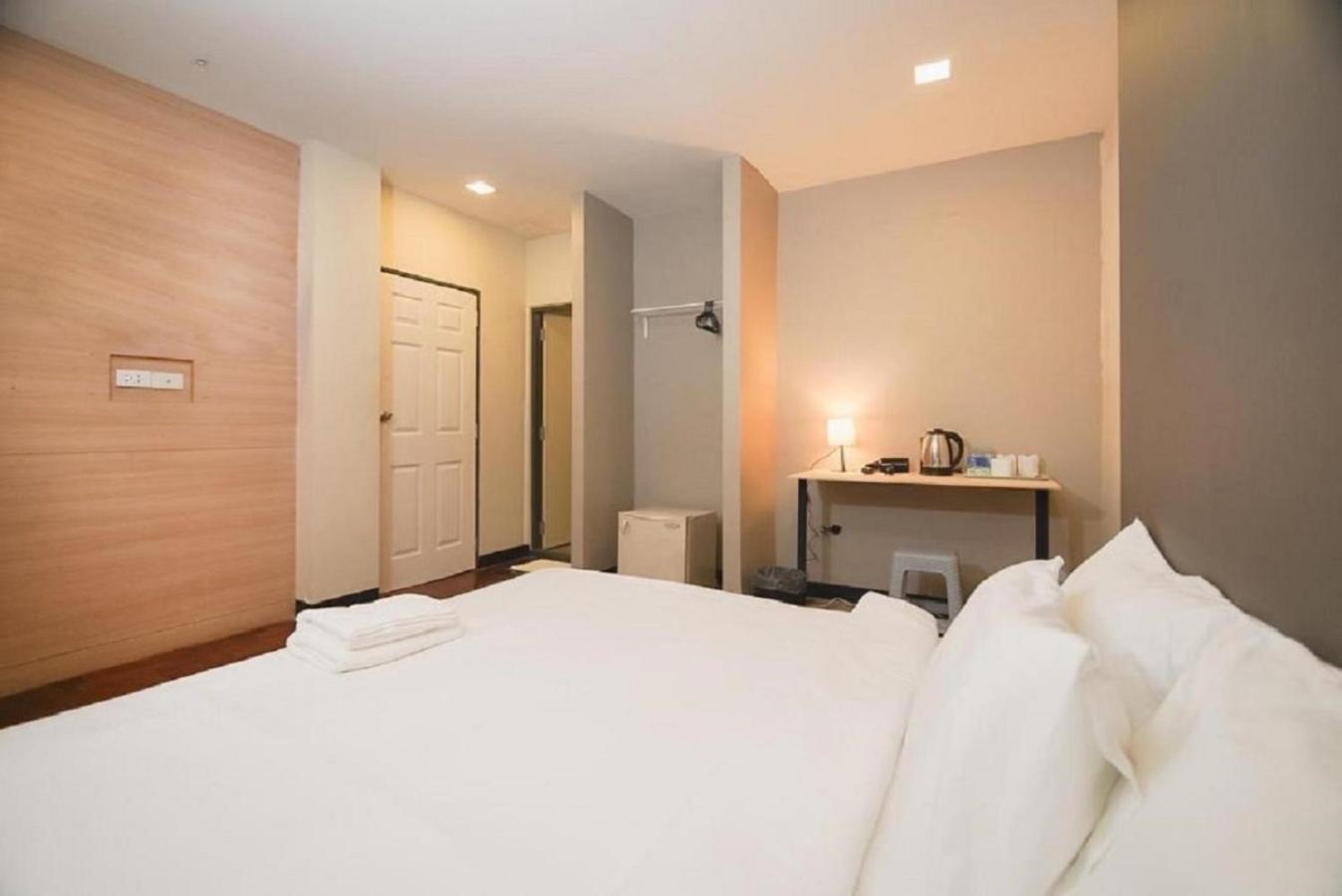 בנגקוק Go Inn Silom โกอินน์ สีลม - สถานีรถไฟฟ้าเซนต์หลุยส์ מראה חיצוני תמונה